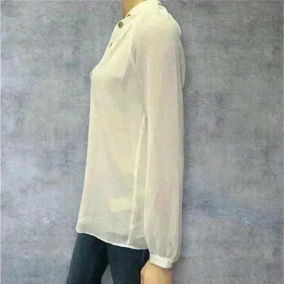 Michael Kors Flowy  off White And Gold Embellished Peasant Womans Top size XS - Picture 3 of 10